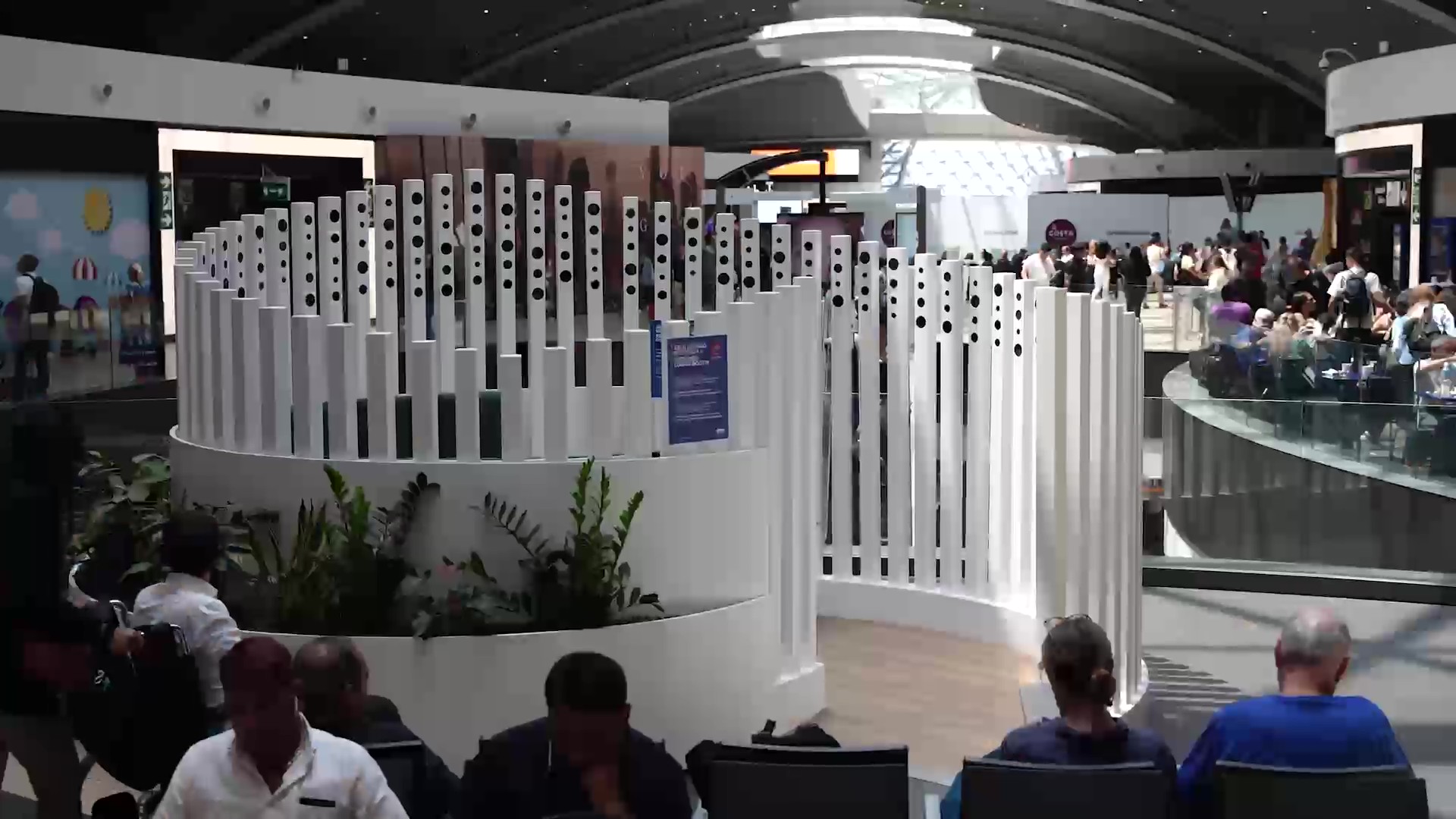 Boarding Area E Dining booth